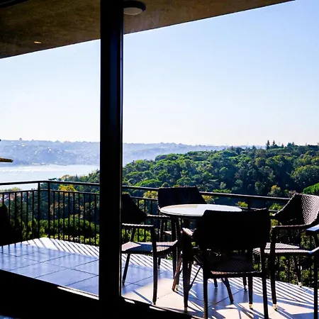 Bosphorus View Apartment